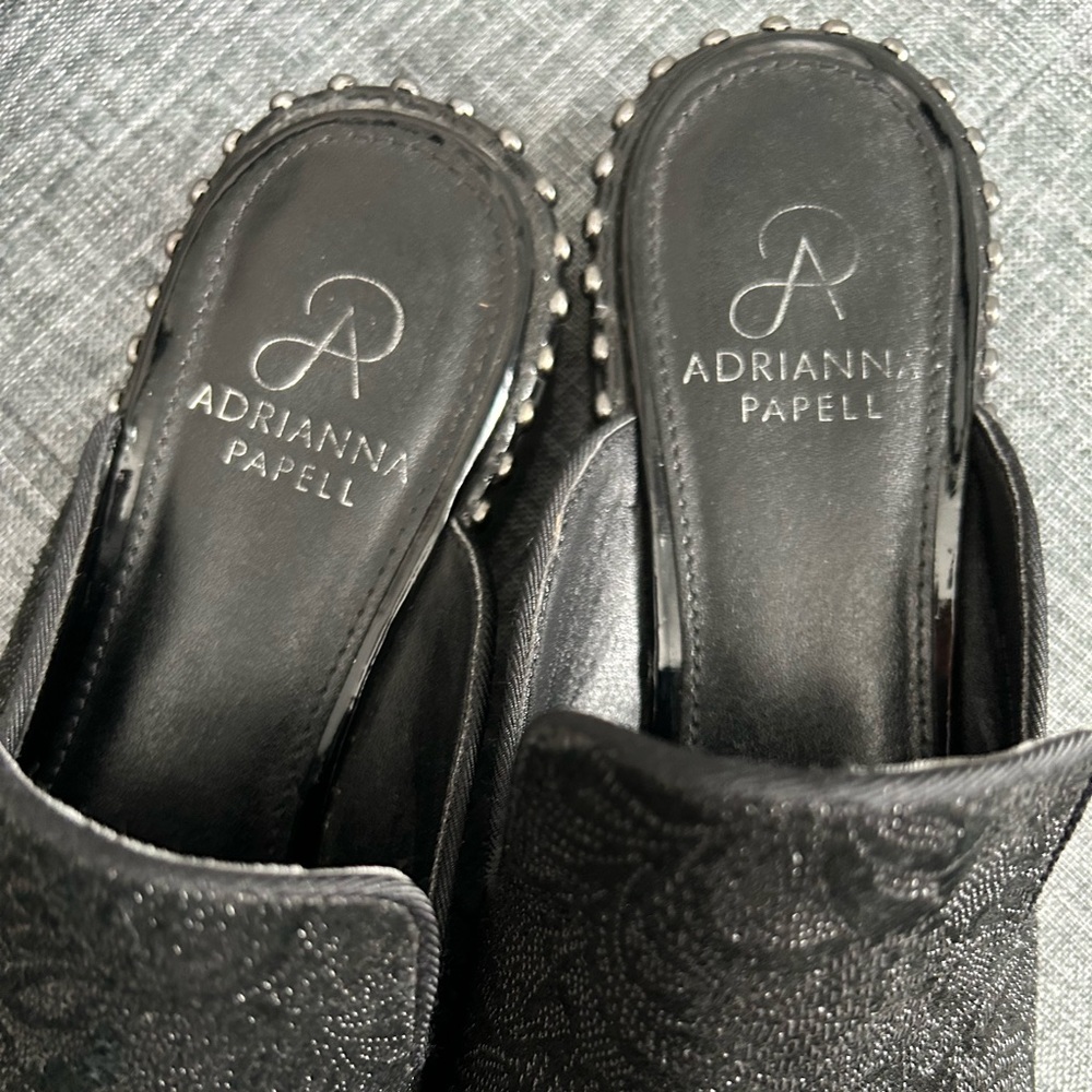 Adrianna Papell black slides - Picture 3 of 5